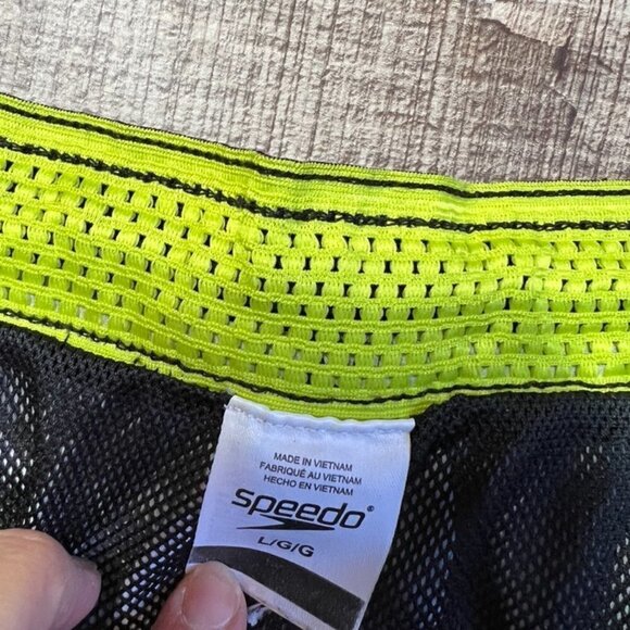 Men's Black & Gray Speedo Board Shorts size Large - Picture 3 of 4